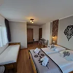 Gasthof Na Grani 3*