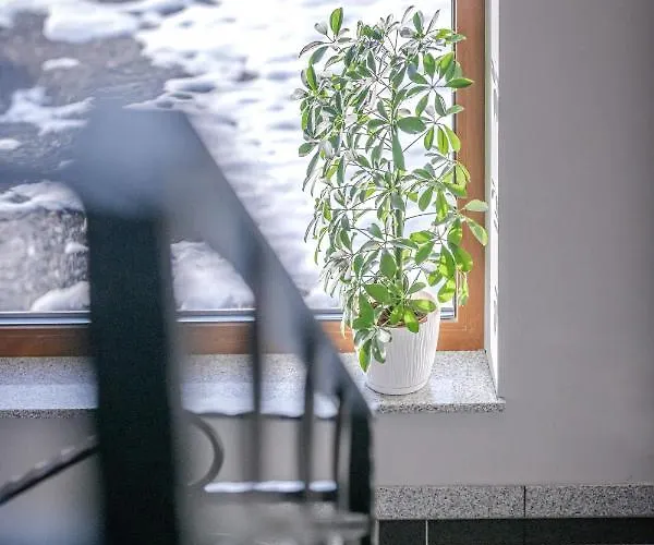 Konukevi Na Grani 3*